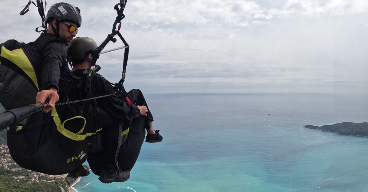 Paragliding Budva: Unforgettable Tandem Experience & Spectacular Coastline Views