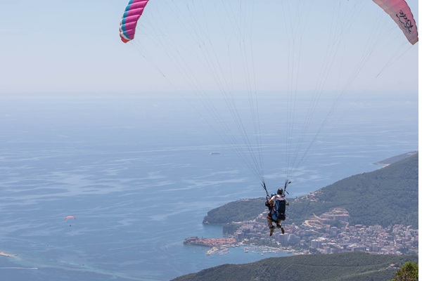 Tandem paragliding Montenegro Budva – Scenic flight over the Old Town and Adriatic coast